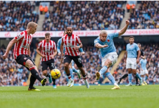 Manchester City verliert letztes Spiel des Jahres 2022
